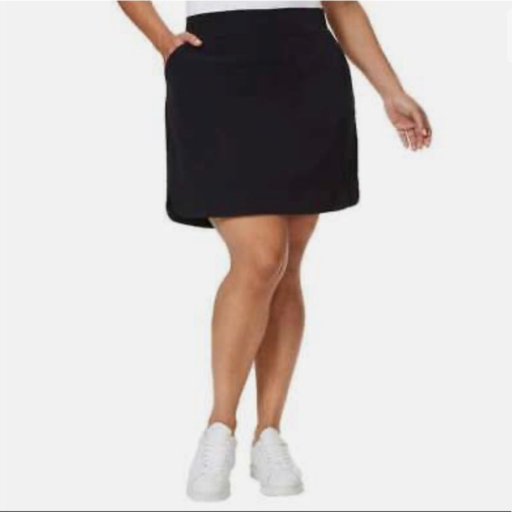 32 Degrees Cool Ladies' Skort Skirt With Shorts size large